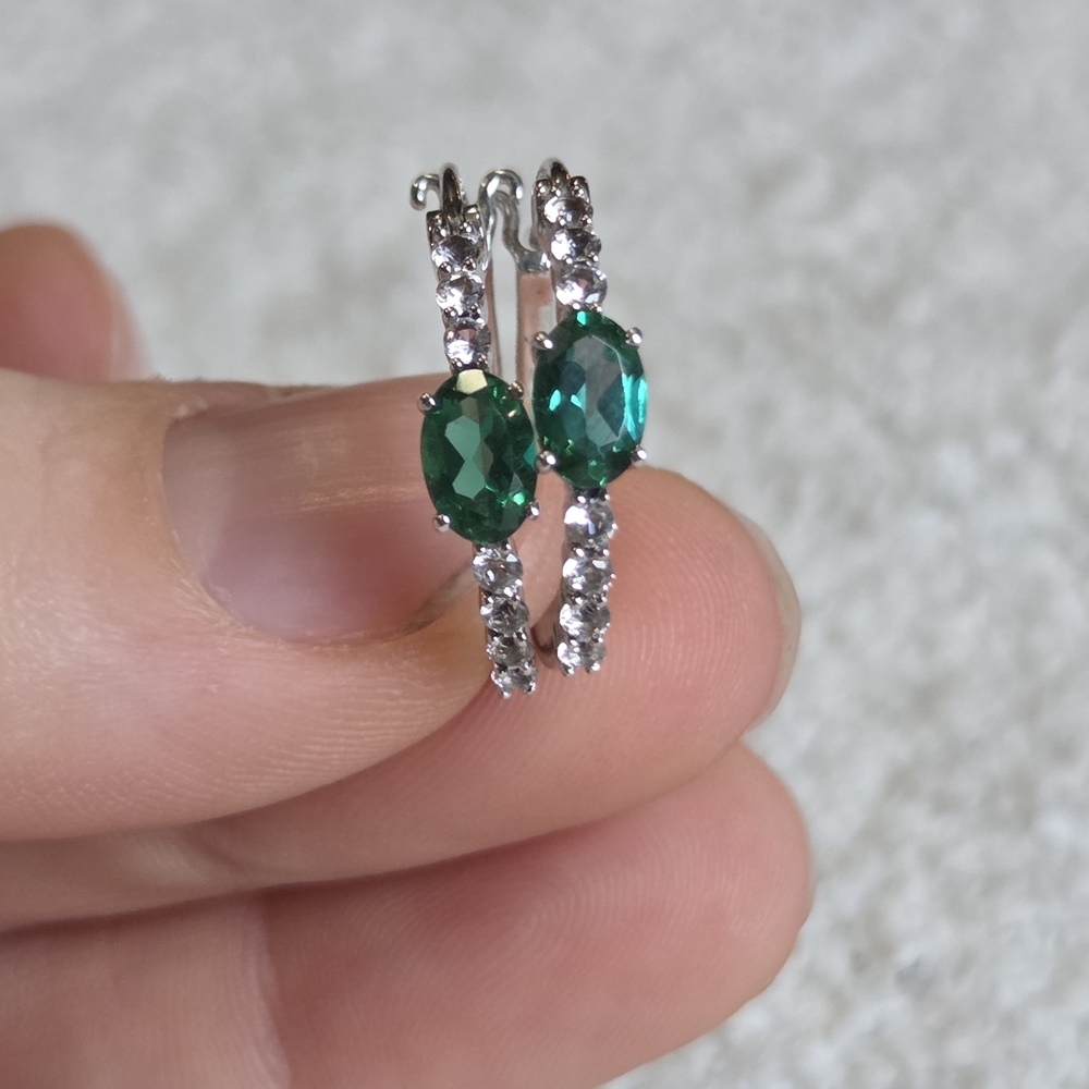 Elegant Sterling Silver and Emerald Hoop Earrings - Picture 2 of 3